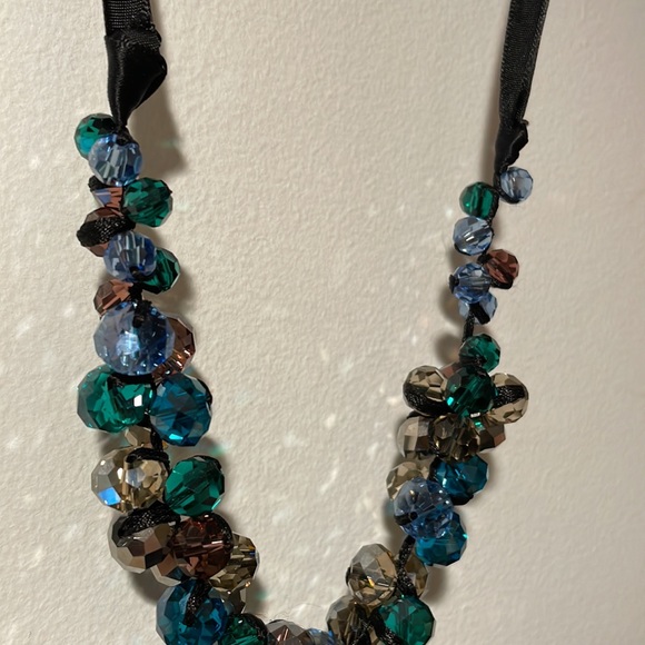 LOFT Blue and Black Beaded Necklace - Picture 5 of 10